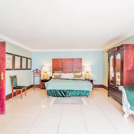Emakhosini Boutique Hotel-2